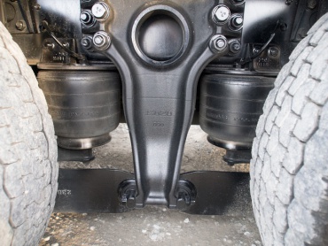 いすゞ ギガ ウイング車 大型 QKG-CYJ77A 年式 H25 [写真42]