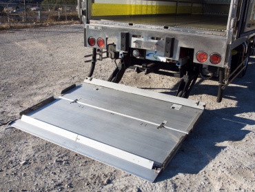 日野 レンジャー 冷凍バン 中型 SKG-FD7JLAA 年式 H24 [写真18]