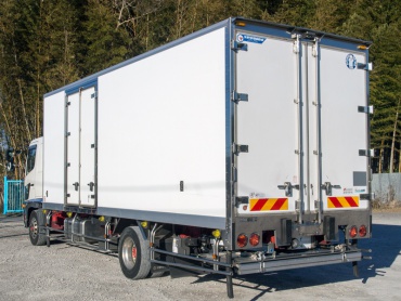 日野 レンジャー 冷凍バン 中型 SKG-FD7JLAA 年式 H24 [写真05]