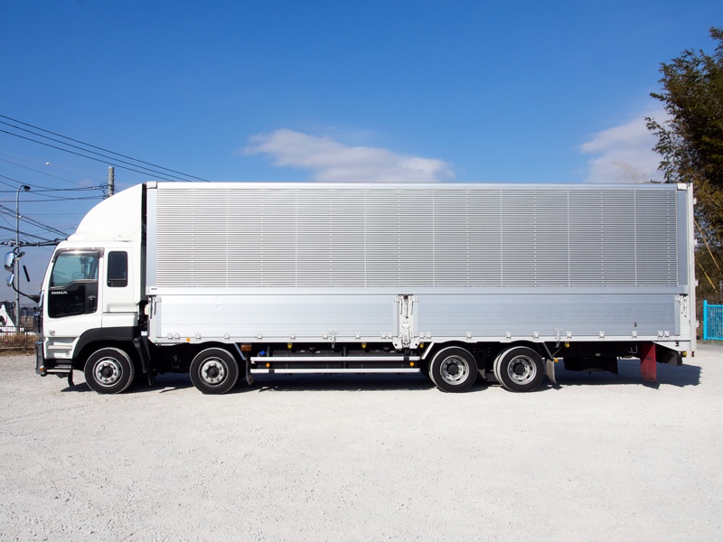 いすゞ ギガ ウイング車 大型 LKG-CYJ77A 年式 H23[写真13]