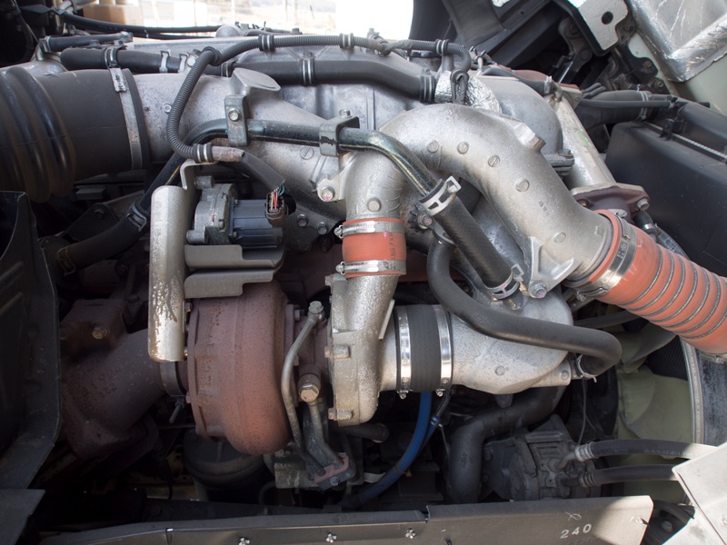 いすゞ ギガ ウイング車 大型 LKG-CYJ77A 年式 H23[写真42]