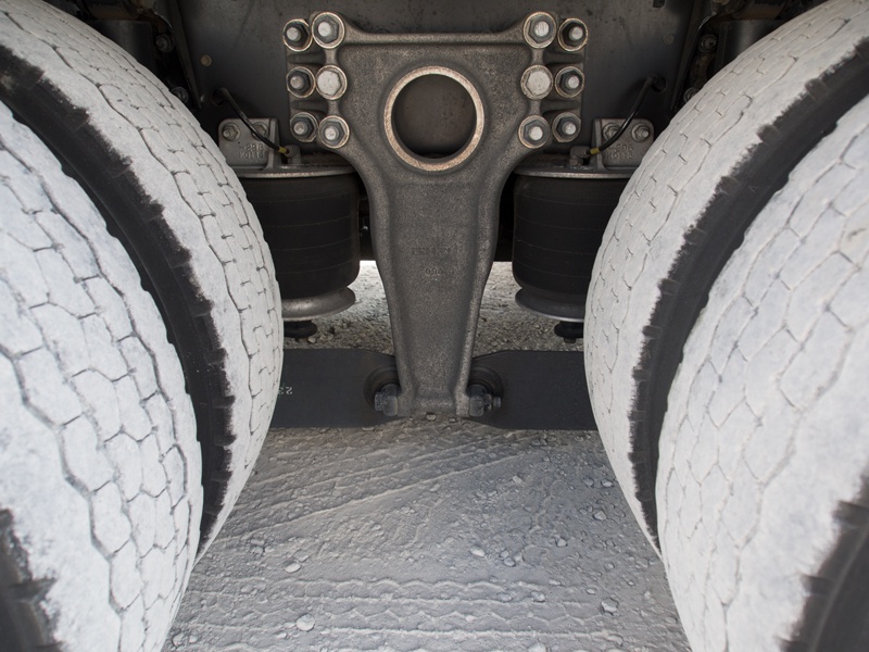 いすゞ ギガ ウイング車 大型 LKG-CYJ77A 年式 H23[写真45]