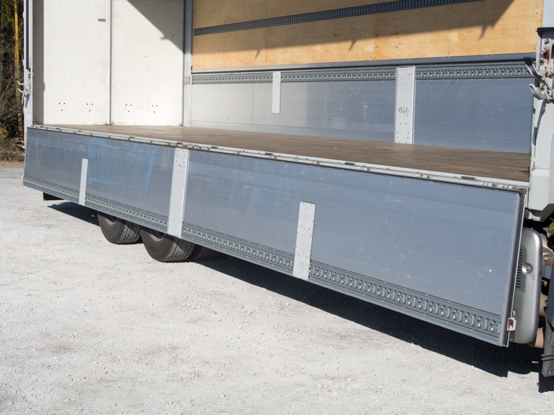 日野 グランドプロフィア ウイング車 大型 QKG-FR1EXBG 年式 H24[写真10]