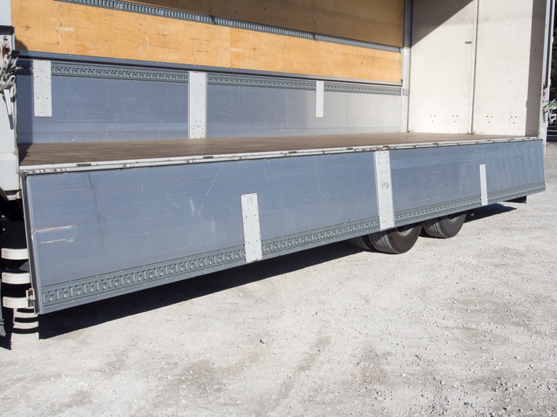 日野 グランドプロフィア ウイング車 大型 QKG-FR1EXBG 年式 H24[写真15]