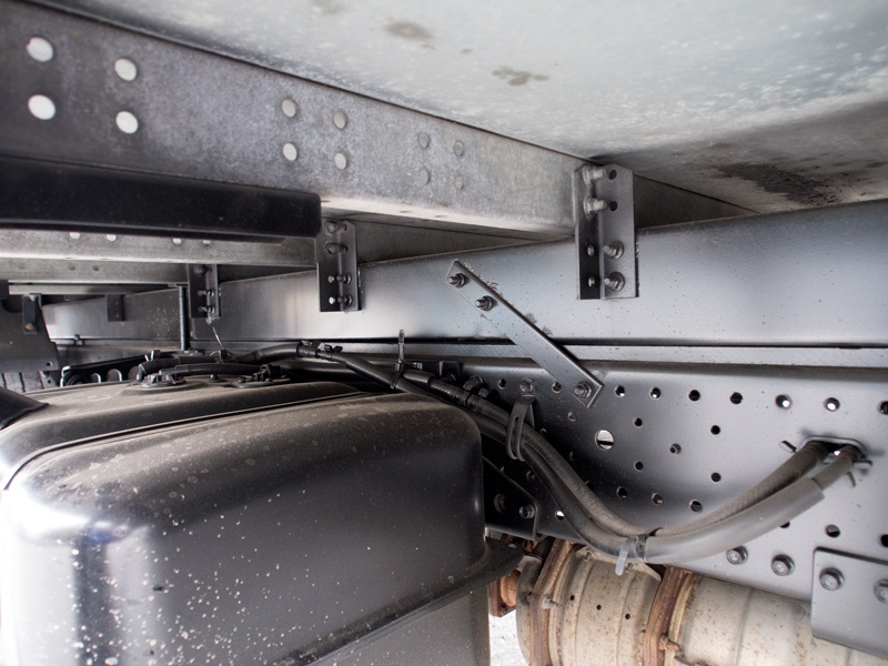 いすゞ エルフ バン車 小型 BKG-NPR85AN 年式 H22[写真26]