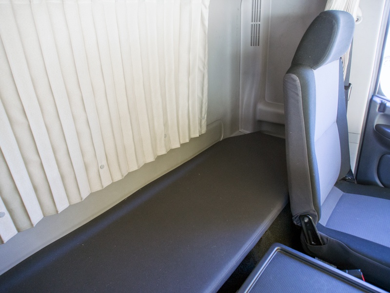 日野 レンジャー 平ボディ 中型 BDG-FD8JLWA 年式 H23[写真22]