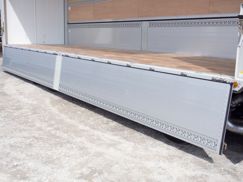 三菱ふそう スーパーグレート ウイング車 大型 QPG-FS64VZ 年式 H28[写真11]