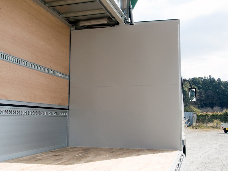 三菱ふそう スーパーグレート ウイング車 大型 QPG-FS64VZ 年式 H28[写真22]