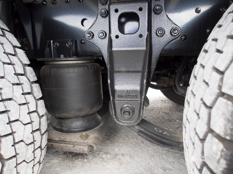 三菱ふそう スーパーグレート ウイング車 大型 QPG-FS64VZ 年式 H28[写真43]