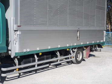 いすゞ フォワード ウイング車 中型 SKG-FRR90T2 年式 H24 [写真15]