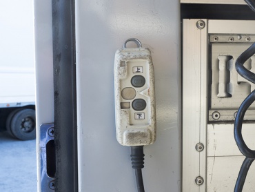 いすゞ フォワード ウイング車 中型 SKG-FRR90T2 年式 H24 [写真21]