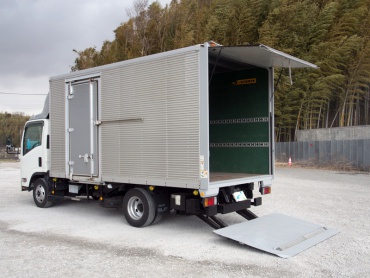 いすゞ エルフ バン車 小型 BKG-NPR85AN 年式 H22 [写真15]