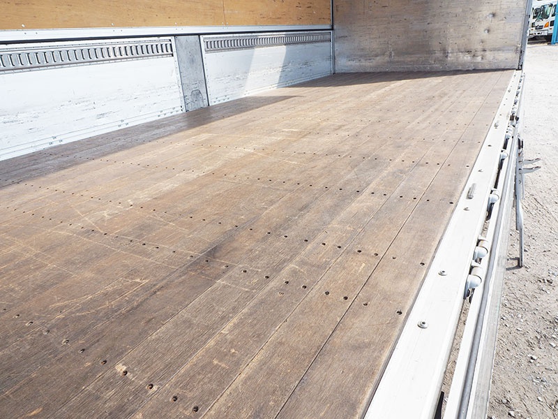 いすゞ フォワード ウイング車 中型 PKG-FRR90T2 年式 H23[写真16]