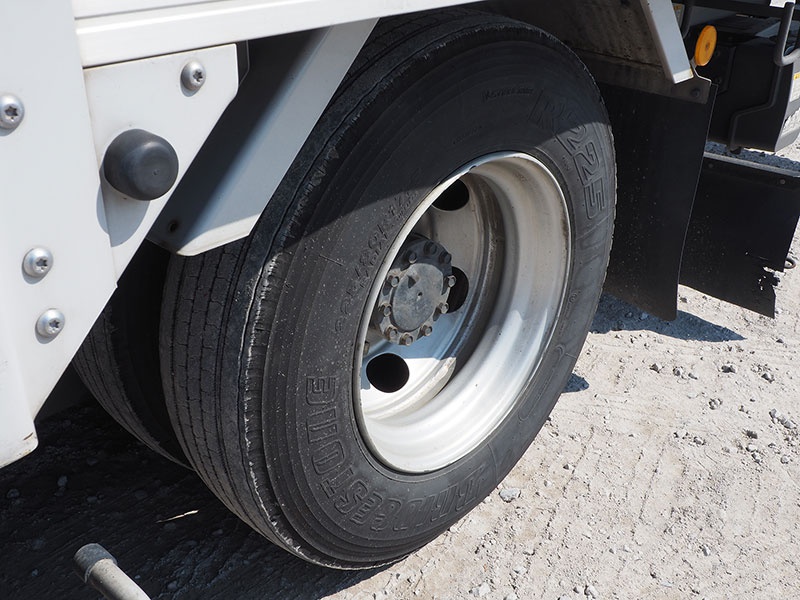 いすゞ フォワード ウイング車 中型 PKG-FRR90T2 年式 H23[写真59]