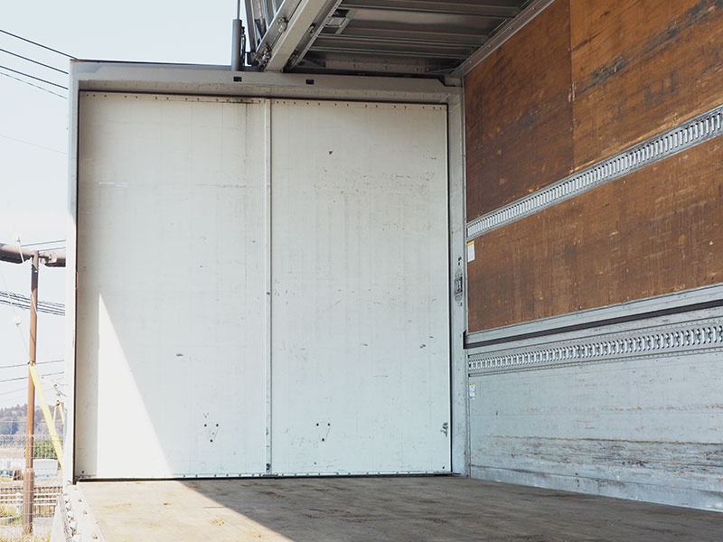 いすゞ ギガ ウイング車 大型 PDG-CYL77V8 年式 H20[写真16]