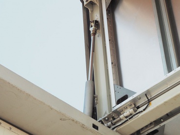 いすゞ ギガ ウイング車 大型 PDG-CYL77V8 年式 H20 [写真21]