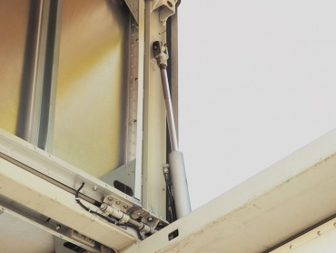 いすゞ ギガ ウイング車 大型 PDG-CYL77V8 年式 H20 [写真24]