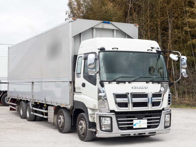 いすゞ ギガ ウイング車 大型 LKG-CYJ77A 年式 H23[写真04]