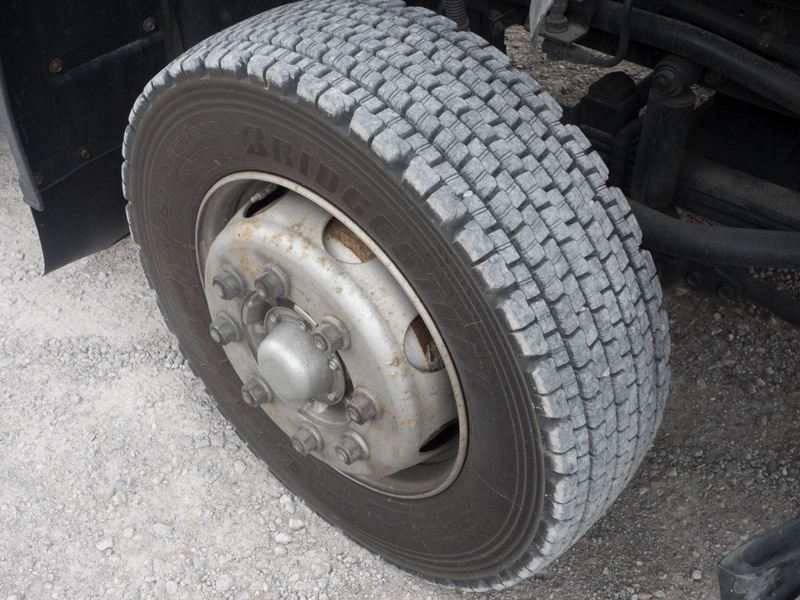 いすゞ ギガ ウイング車 大型 LKG-CYJ77A 年式 H23[写真38]