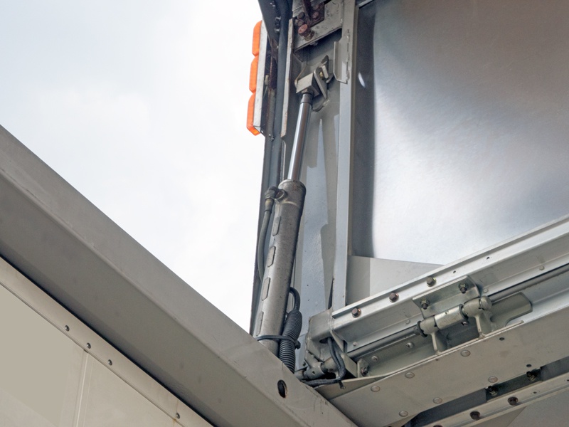 日野 レンジャープロ ウイング車 中型 ADG-FD8JLWA 年式 H18[写真10]