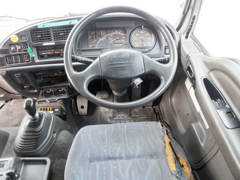 いすゞ フォワード 冷凍バン 中増t KL-FSD34P4 年式 H15[写真22]