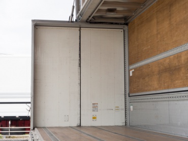 いすゞ ギガ ウイング車 大型 LKG-CYJ77A 年式 H23 [写真18]