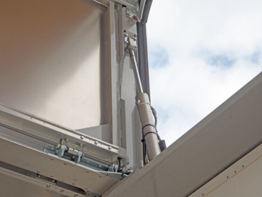 いすゞ ギガ ウイング車 大型 LKG-CYJ77A 年式 H23 [写真17]