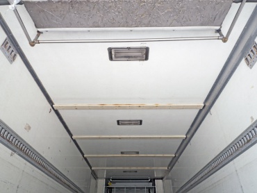 いすゞ フォワード 冷凍バン 中増t KL-FSD34P4 年式 H15 [写真13]