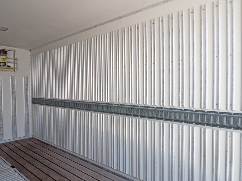 いすゞ エルフ 冷凍バン 小型 BKG-NPR85AN 年式 H22[写真17]