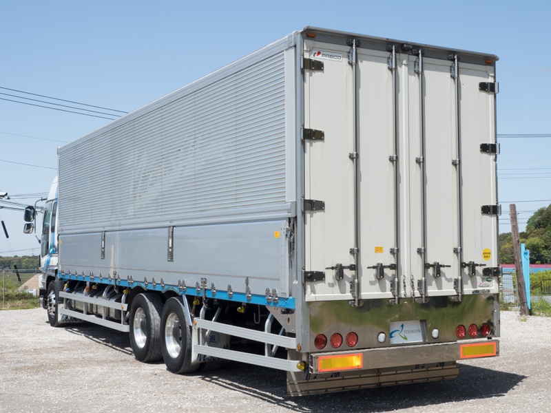 いすゞ ギガ ウイング車 大型 LKG-CYL77AA　 年式 H22[写真05]