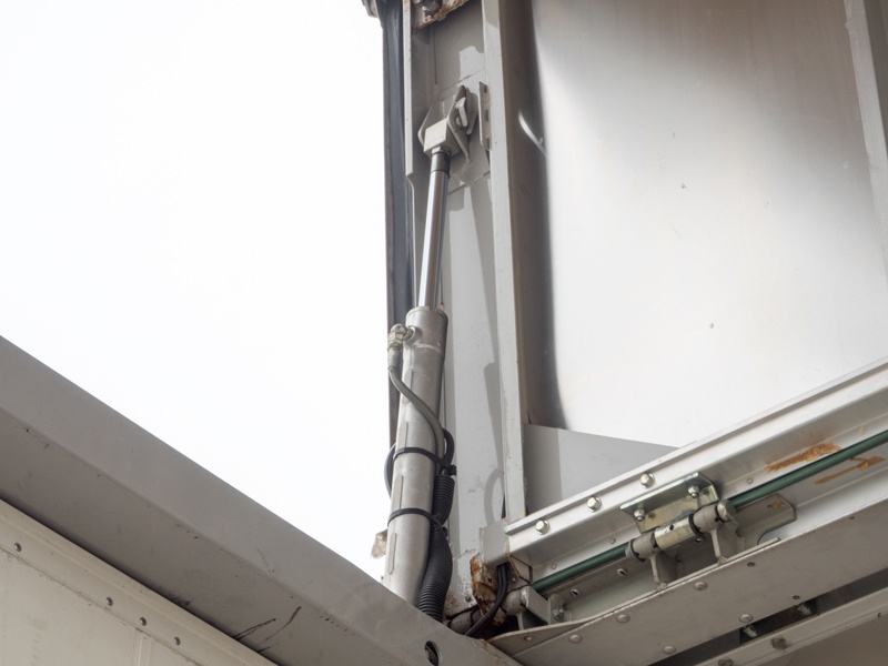 いすゞ フォワード ウイング車 中型 PDG-FRR34S2 年式 H20[写真10]