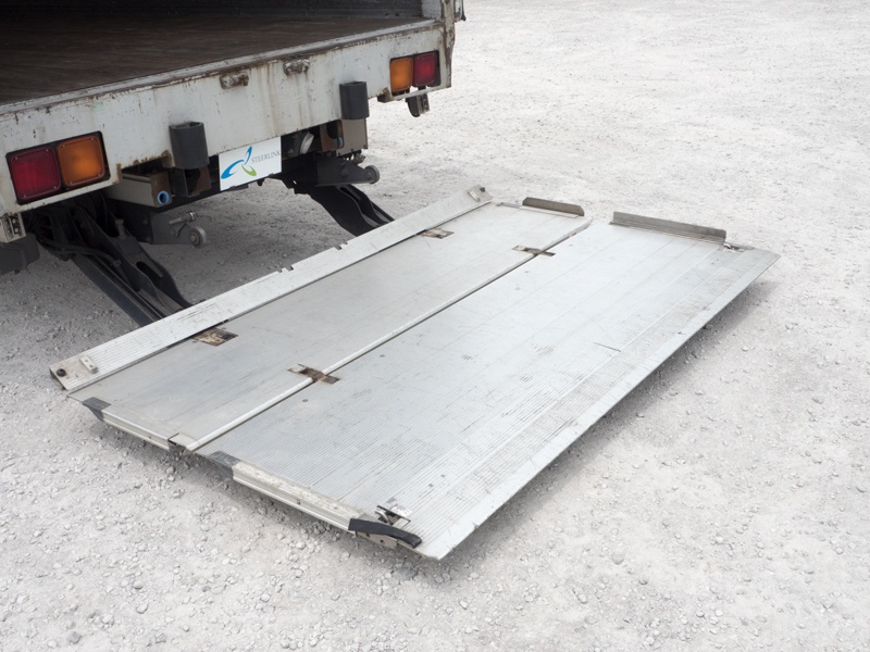 いすゞ フォワード ウイング車 中型 PDG-FRR34S2 年式 H20[写真26]