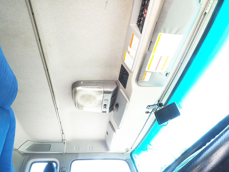 いすゞ ギガ 平ボディ 大型 QKG-CYJ77A 年式 H25[写真28]