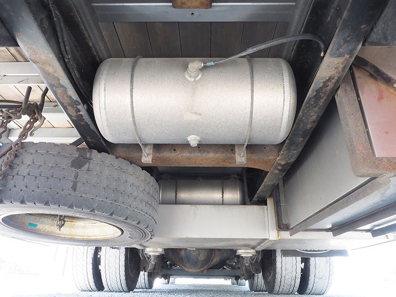 いすゞ ギガ 平ボディ 大型 QKG-CYJ77A 年式 H25[写真34]