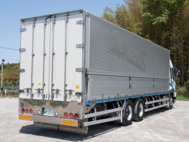 いすゞ ギガ ウイング車 大型 LKG-CYL77AA　 年式 H22 [写真07]