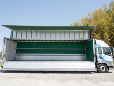 いすゞ ギガ ウイング車 大型 LKG-CYL77AA　 年式 H22 [写真09]