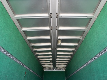 いすゞ ギガ ウイング車 大型 LKG-CYL77AA　 年式 H22 [写真18]