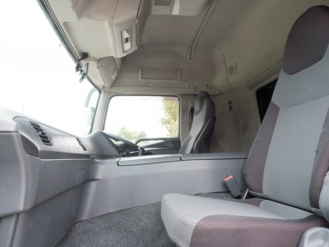 三菱ふそう スーパーグレート ウイング車 大型 QKG-FS54VZ 年式 H25 [写真27]