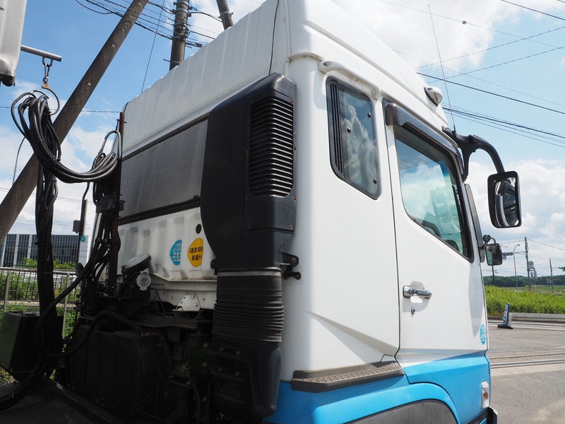 三菱ふそう スーパーグレート トラクタ 大型 KL-FP54JGR 年式 H17[写真08]