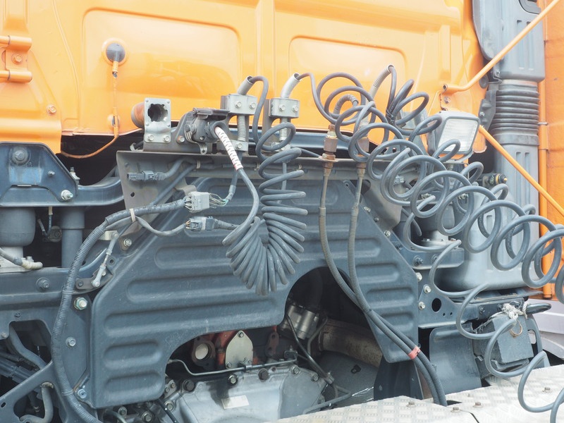 日野 プロフィア トラクタ 大型 ADG-SH1EDXG 年式 H18[写真09]