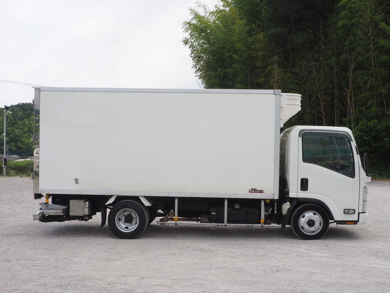いすゞ エルフ 冷凍バン 小型 BKG-NMR85AN 年式 H21[写真08]