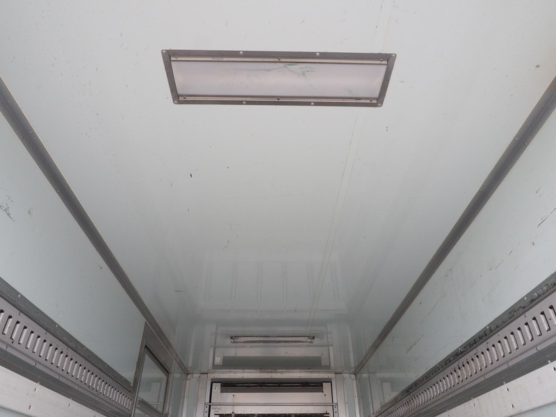 いすゞ エルフ 冷凍バン 小型 BKG-NMR85AN 年式 H21[写真22]