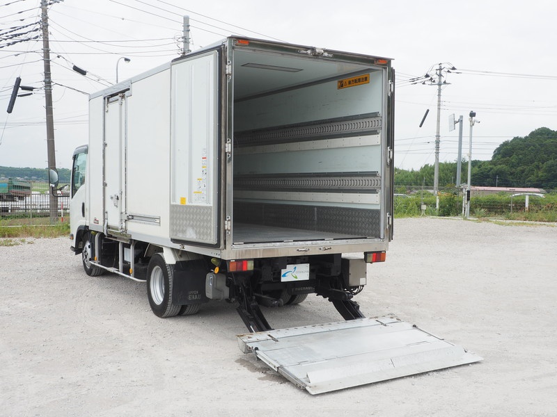 いすゞ エルフ 冷凍バン 小型 BKG-NMR85AN 年式 H21[写真11]
