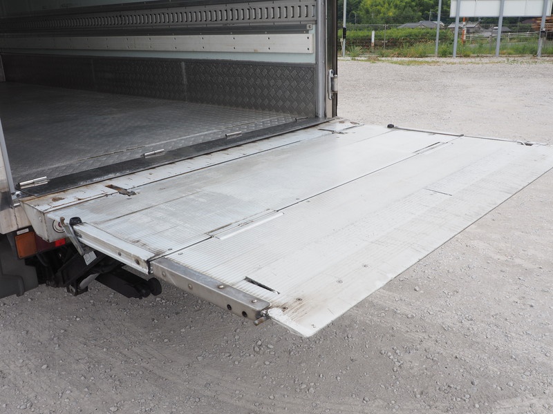 いすゞ エルフ 冷凍バン 小型 BKG-NMR85AN 年式 H21[写真14]