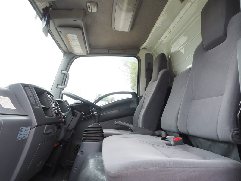 いすゞ エルフ 冷凍バン 小型 BKG-NMR85AN 年式 H21[写真30]