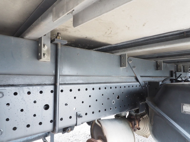 いすゞ エルフ 冷凍バン 小型 BKG-NMR85AN 年式 H21[写真38]