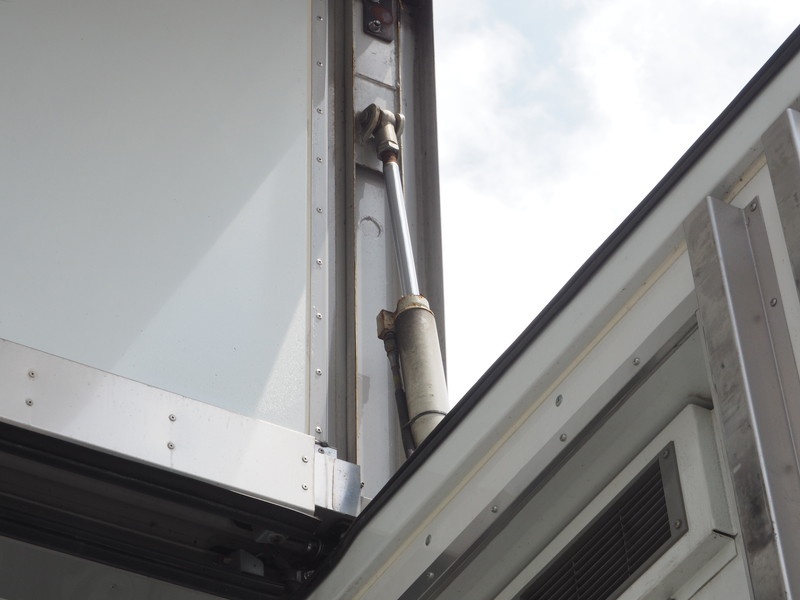 日野 グランドプロフィア 冷凍ウイング 大型 QKG-FW1EXBG 年式 H25[写真12]