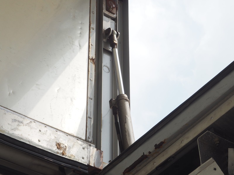 日野 レンジャー 冷凍バン 中増t ADG-FE7JMWA 年式 H17[写真12]