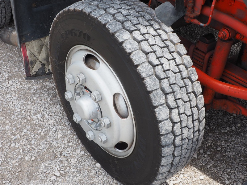 いすゞ ギガ 冷凍ウイング 大型 PJ-CYJ51W5 年式 H16[写真48]