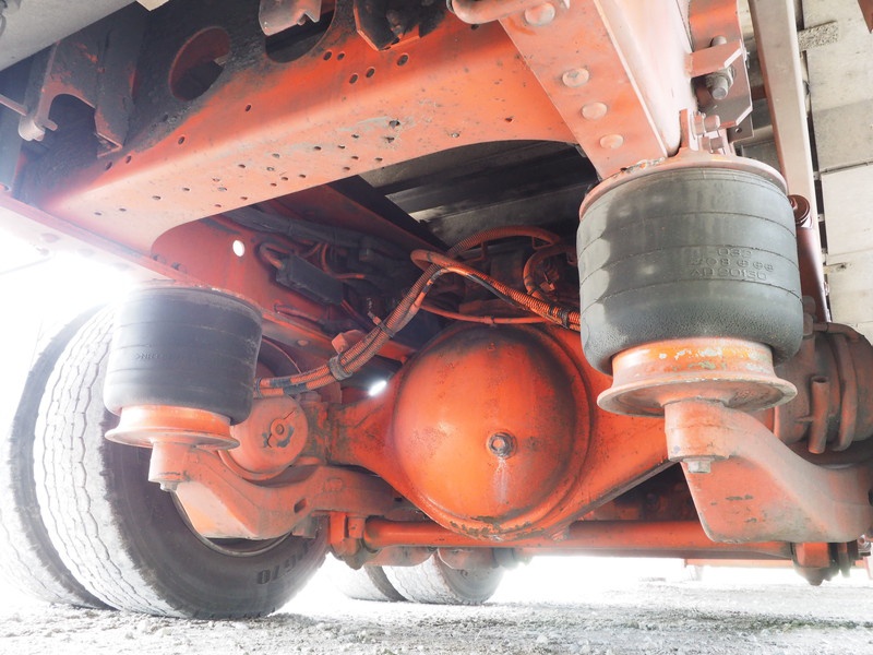 いすゞ ギガ 冷凍ウイング 大型 PJ-CYJ51W5 年式 H16[写真47]